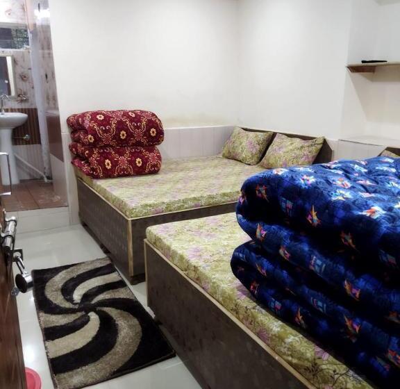 Pensão Pranjal Home Stay