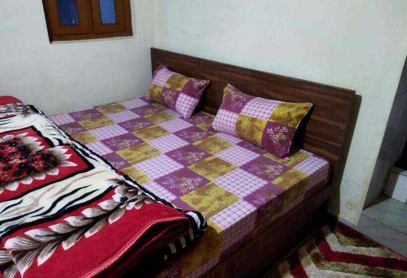 Pensão Pranjal Home Stay