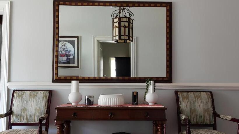 פנסיון Pumlani Nathi Guesthouse