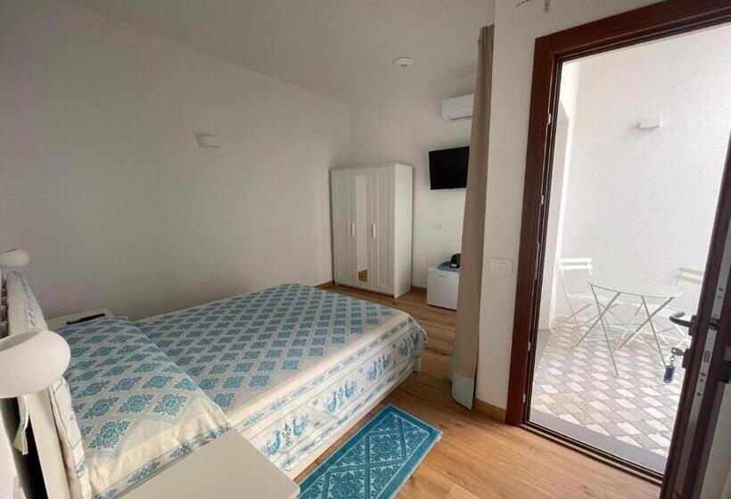 Пансион Sa Troppa De Sos Chentu