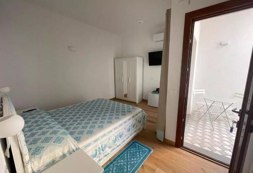 Majatalo Sa Troppa De Sos Chentu