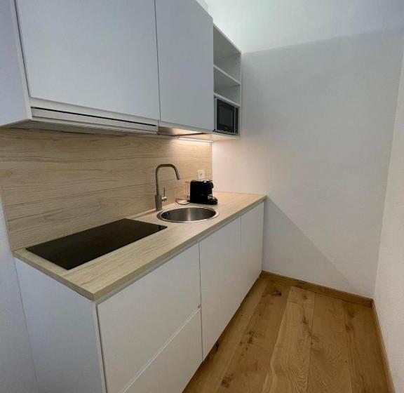 Пансион Sa Troppa De Sos Chentu