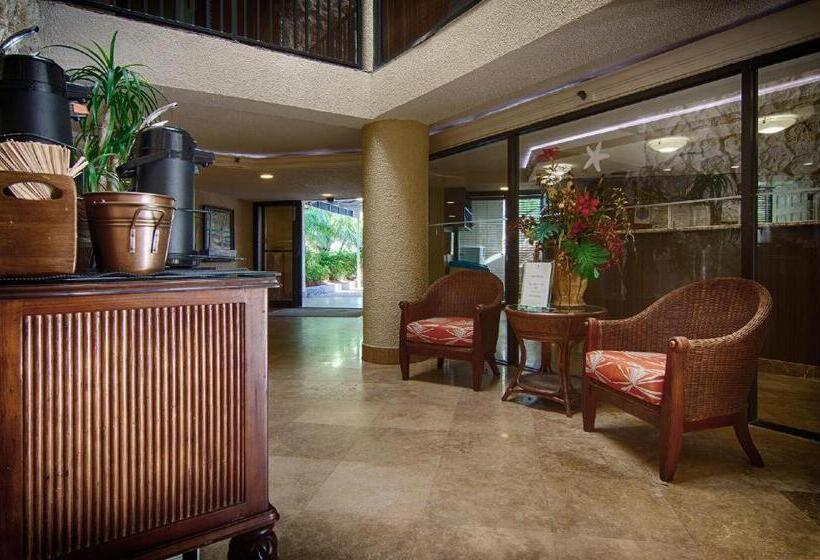 Pointe Estero Resort