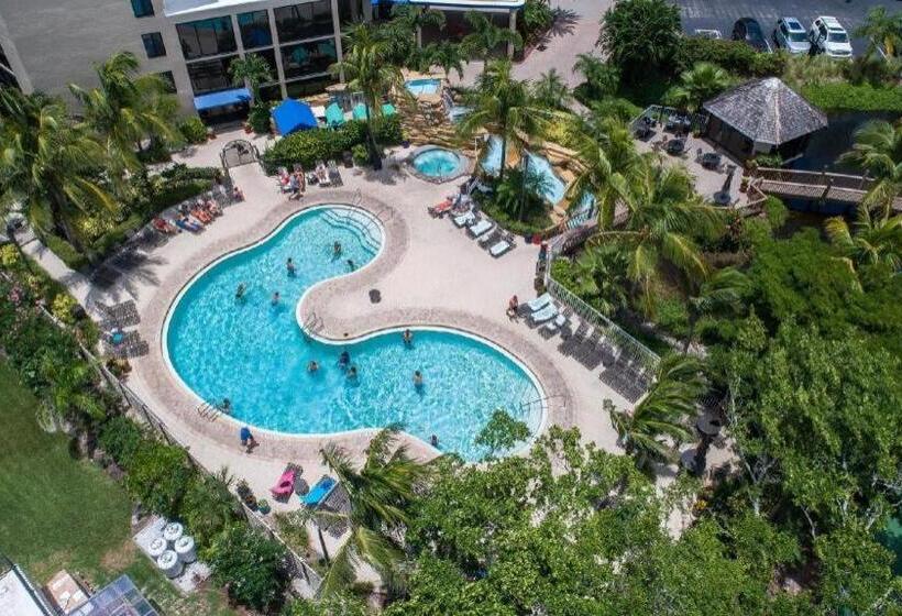 Pointe Estero Resort