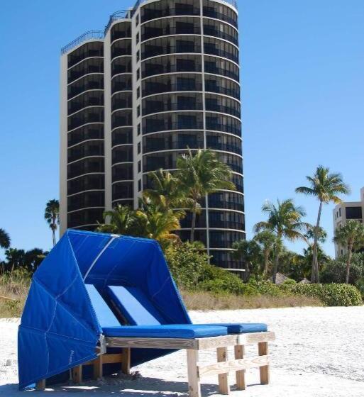 Pointe Estero Resort