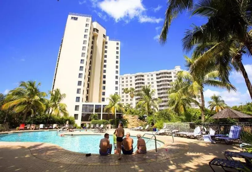 Pointe Estero Resort