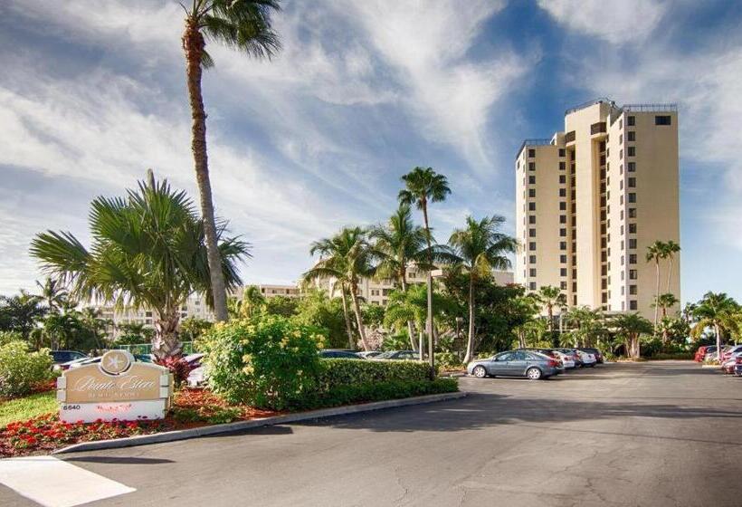 Pointe Estero Resort