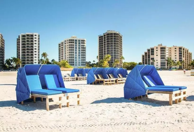 Pointe Estero Resort