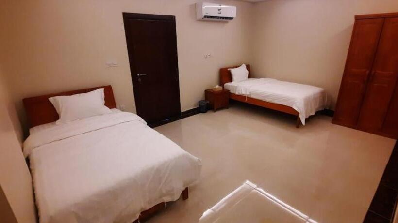 الروشن الشرقى للشقق المخدومه