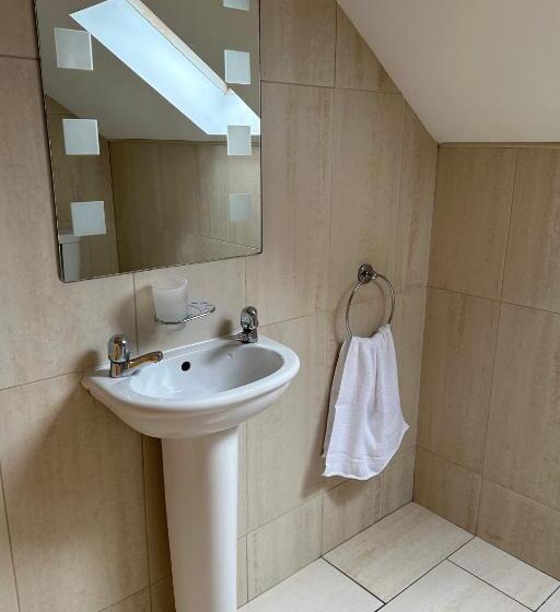 旅馆 Holiday At Hubble Rooms   Shared Apartment