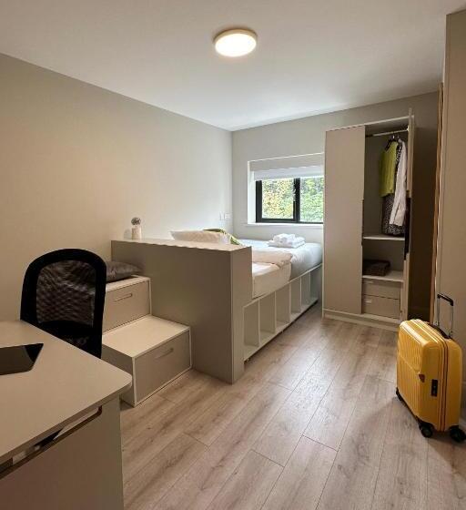 旅馆 Holiday At Hubble Rooms   Shared Apartment