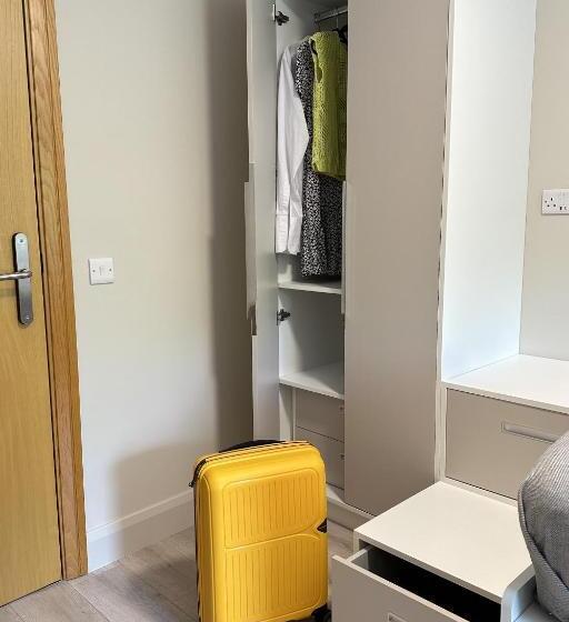 旅馆 Holiday At Hubble Rooms   Shared Apartment