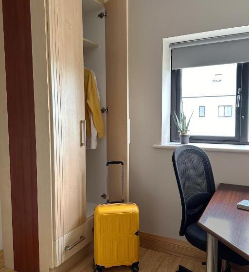 旅馆 Holiday At Hubble Rooms   Shared Apartment