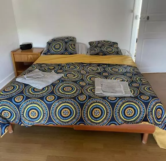 ベッドアンドブレックファースト Domdom72