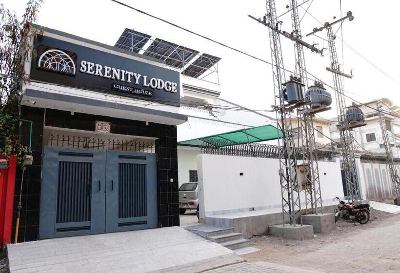 تختخواب و صبحانه Serenity Lodge Guest House