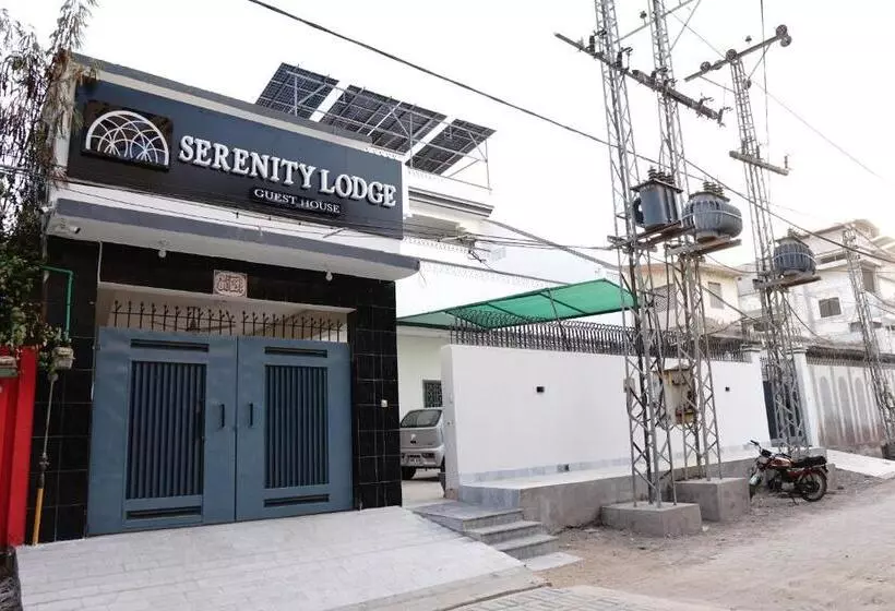 تختخواب و صبحانه Serenity Lodge Guest House