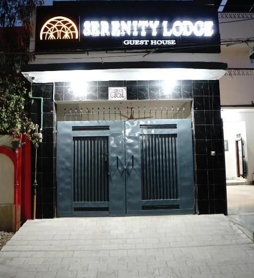 تختخواب و صبحانه Serenity Lodge Guest House