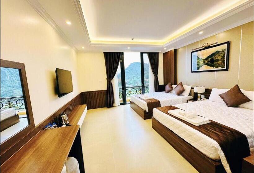 Hotel Khách Sạn đông A