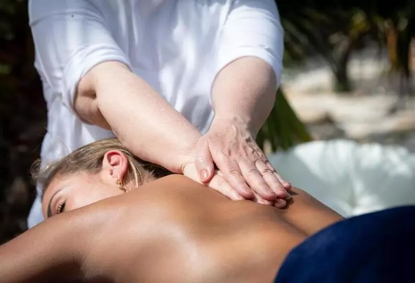 ホテル La Pura Vida 34