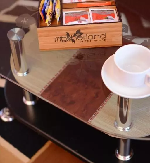 هتل Motherland Guest House
