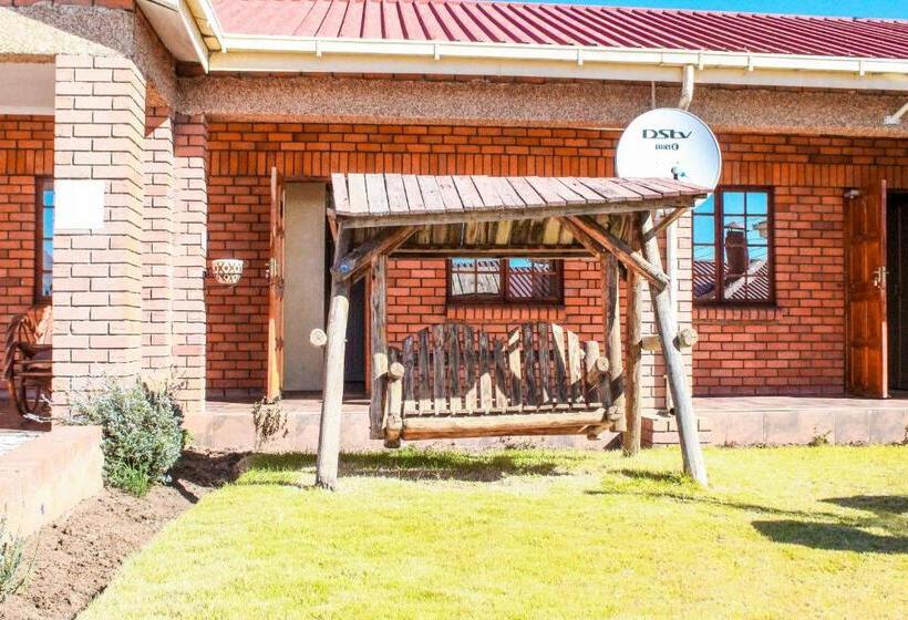 هتل Motherland Guest House