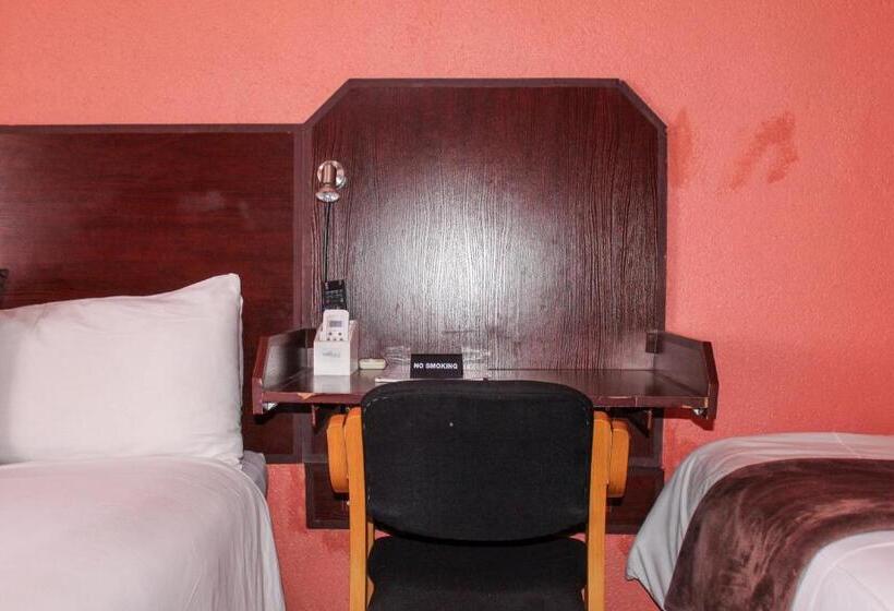 هتل Motherland Guest House