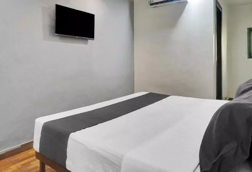 ホテル Oyo Sagar Lodging