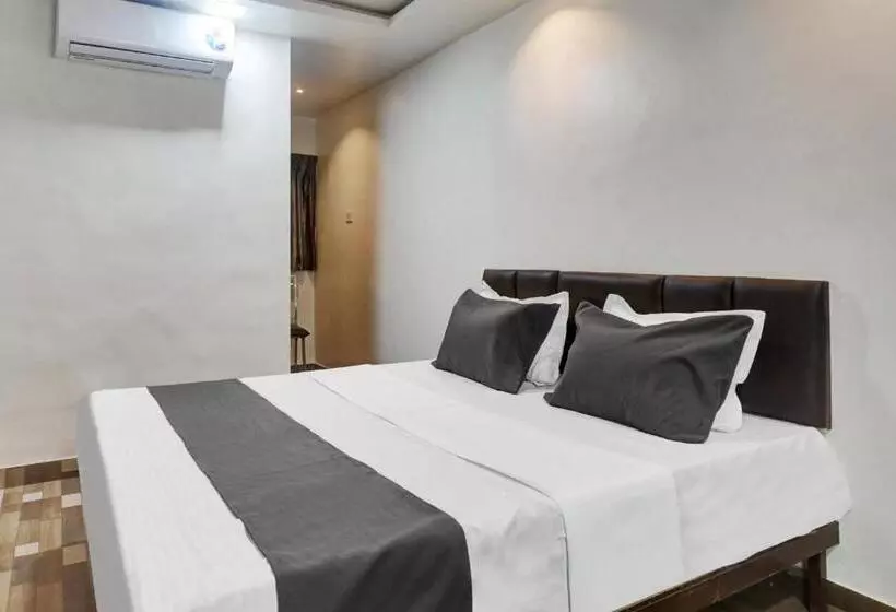 ホテル Oyo Sagar Lodging