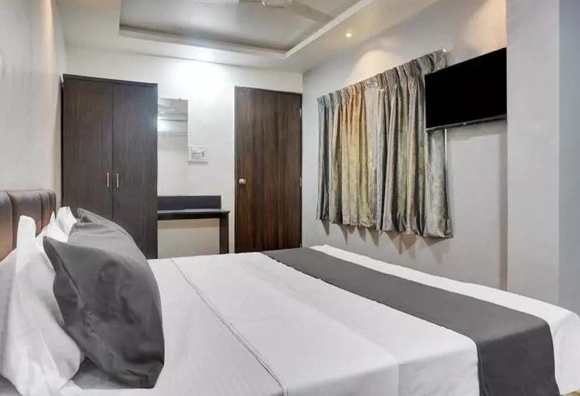ホテル Oyo Sagar Lodging