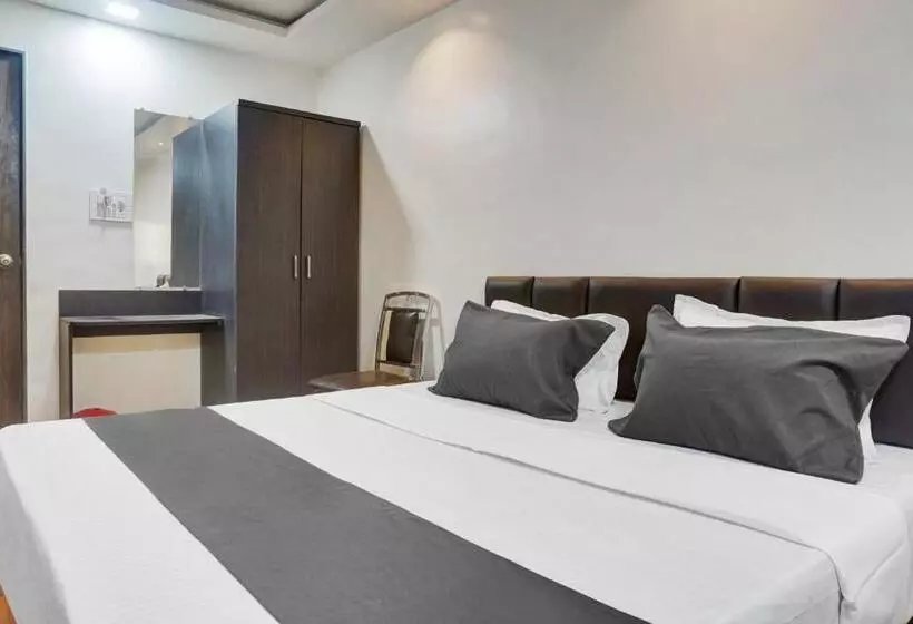 ホテル Oyo Sagar Lodging