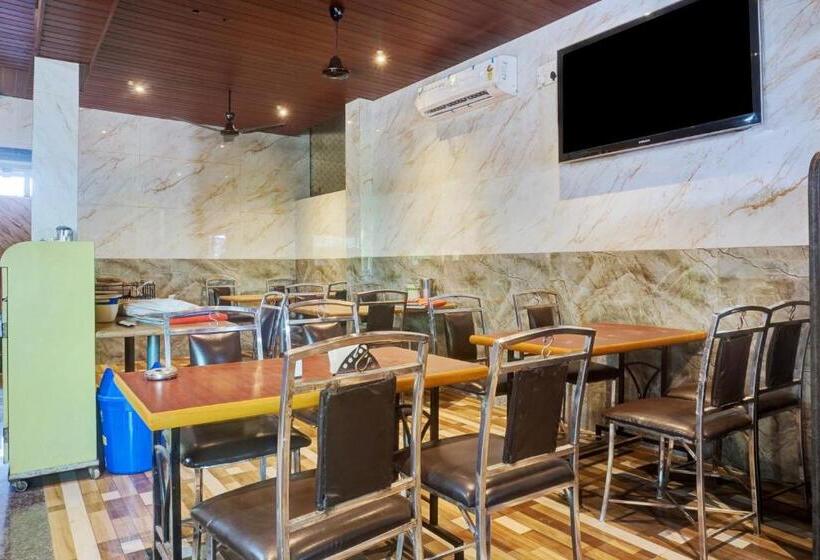 Szálloda Oyo Sagar Lodging