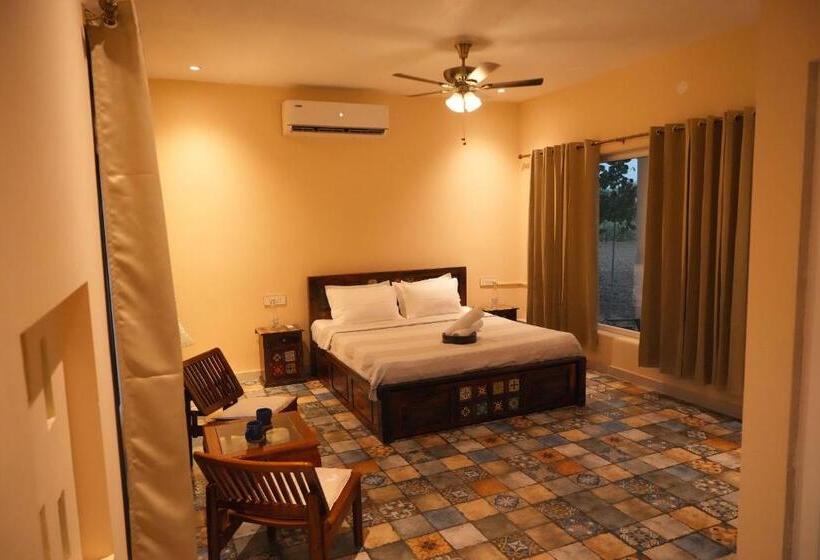 בית מלון כפרי Rustic Roots Farm Stay