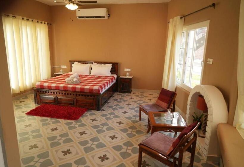 בית מלון כפרי Rustic Roots Farm Stay