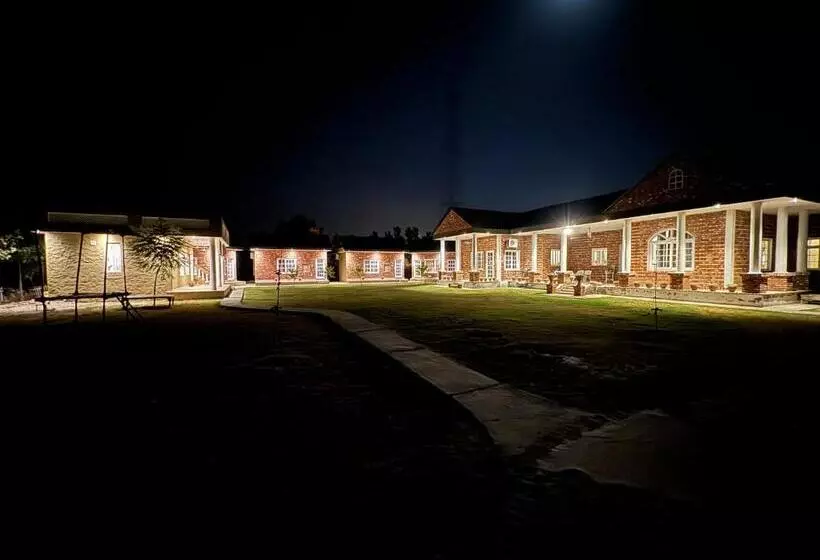 ホテル Rustic Roots Farm Stay