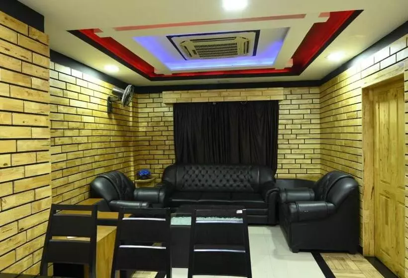 ホテル Sky Palace Kannur