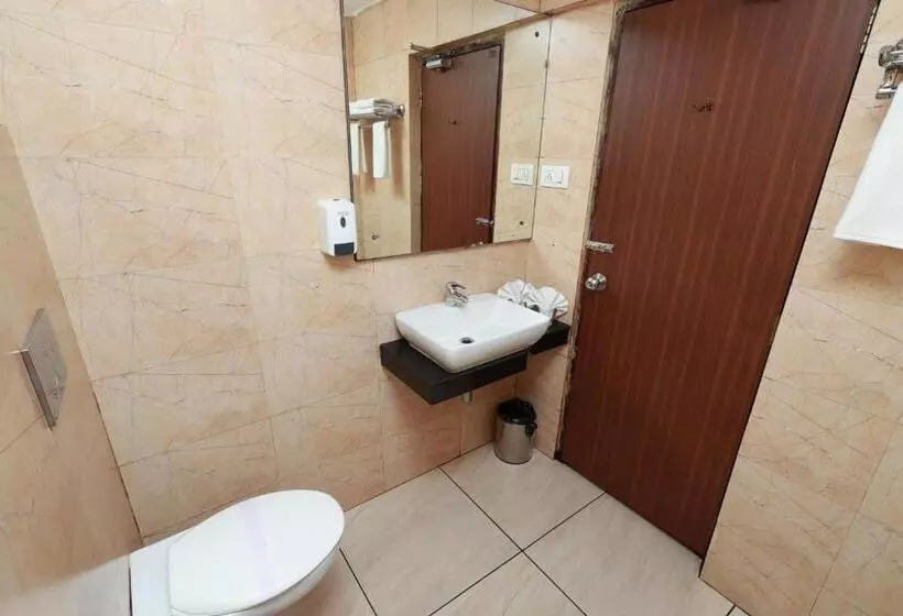 ホテル Sky Palace Kannur