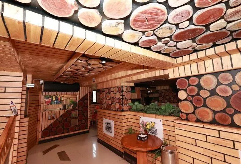 ホテル Sky Palace Kannur