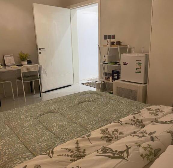 پانسیون ملاذ غرفة أنيقة للسيدات والعوائل فقط