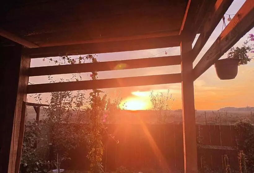 Majatalo Cazare Corbu