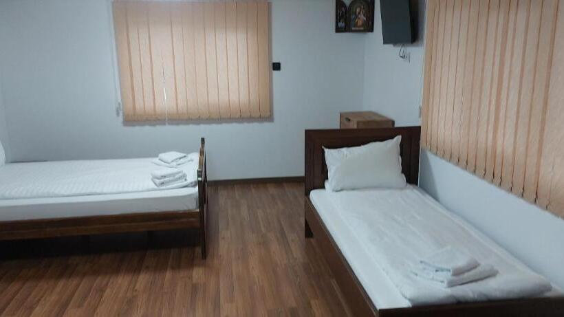 پانسیون Popas Vânătoru