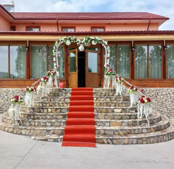 Majatalo Popas Vânătoru