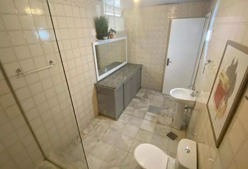 ペンション Quarto Com Varanda