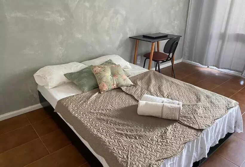 ペンション Quarto Com Varanda