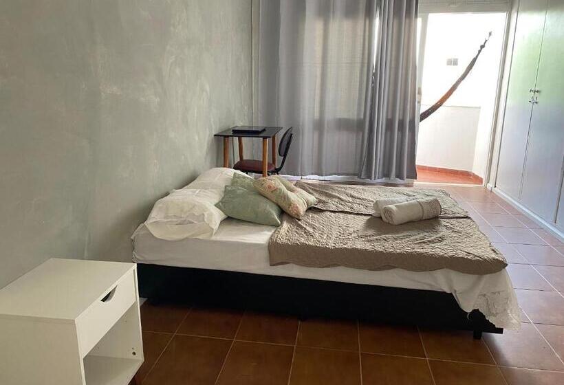 Пансион Quarto Com Varanda