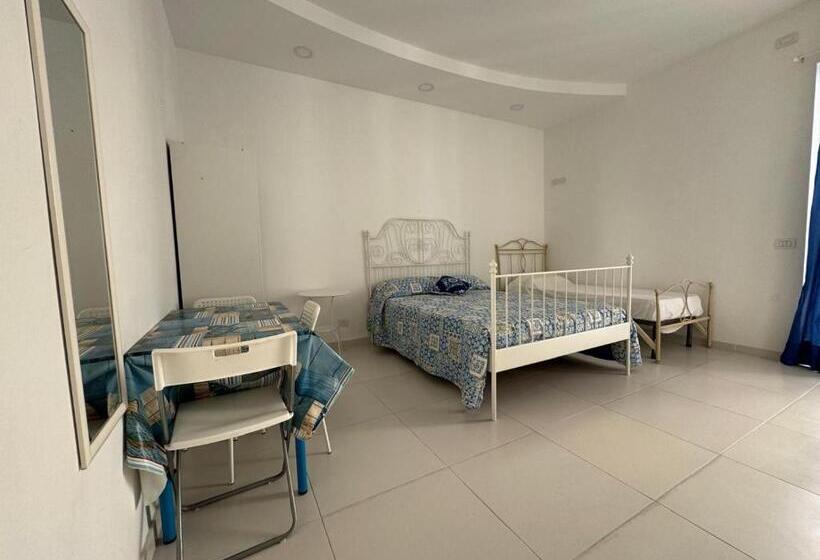 פנסיון Vic O Mar