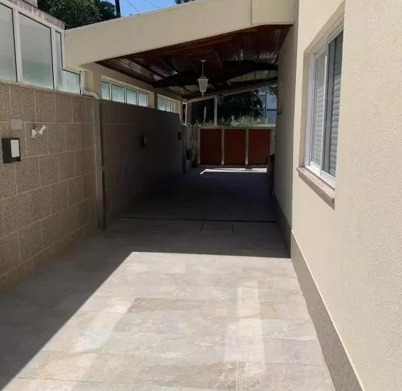 Majatalo Casa De Férias Alfena