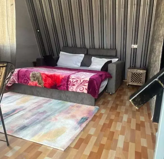 Lomakeskus Nirvana By The Peach Retreat