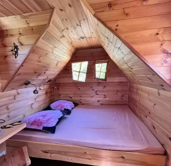 Auberge De L Hirondelle