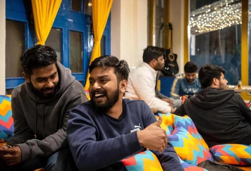 Albergue Oak Land House Manali