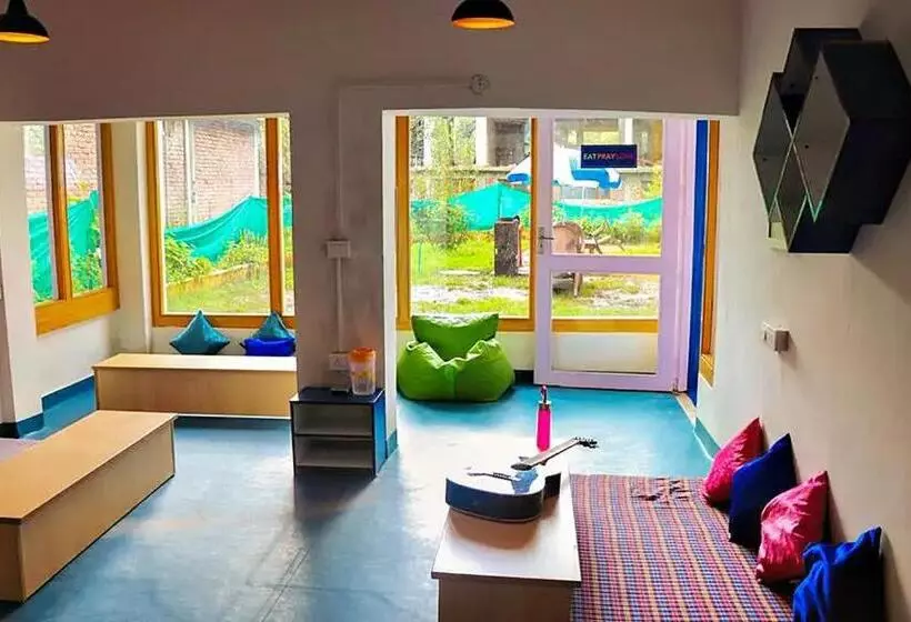ユースホステル Oak Land House Manali